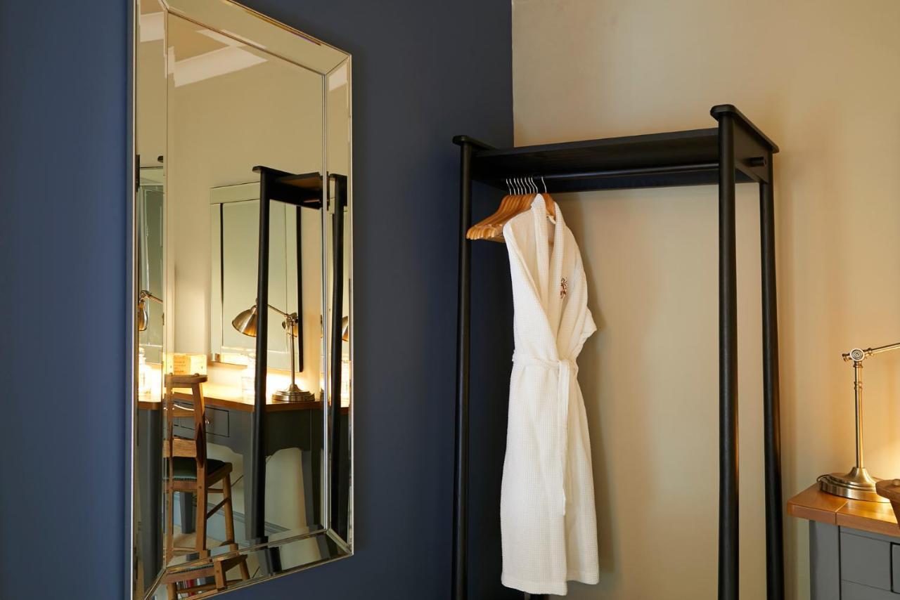 Inn The Plough & 5*
