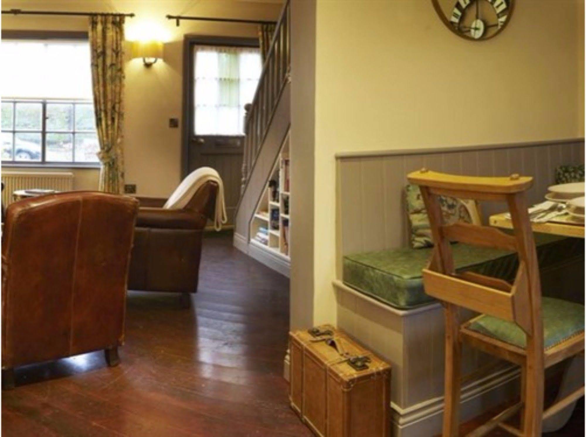 Inn The Plough &